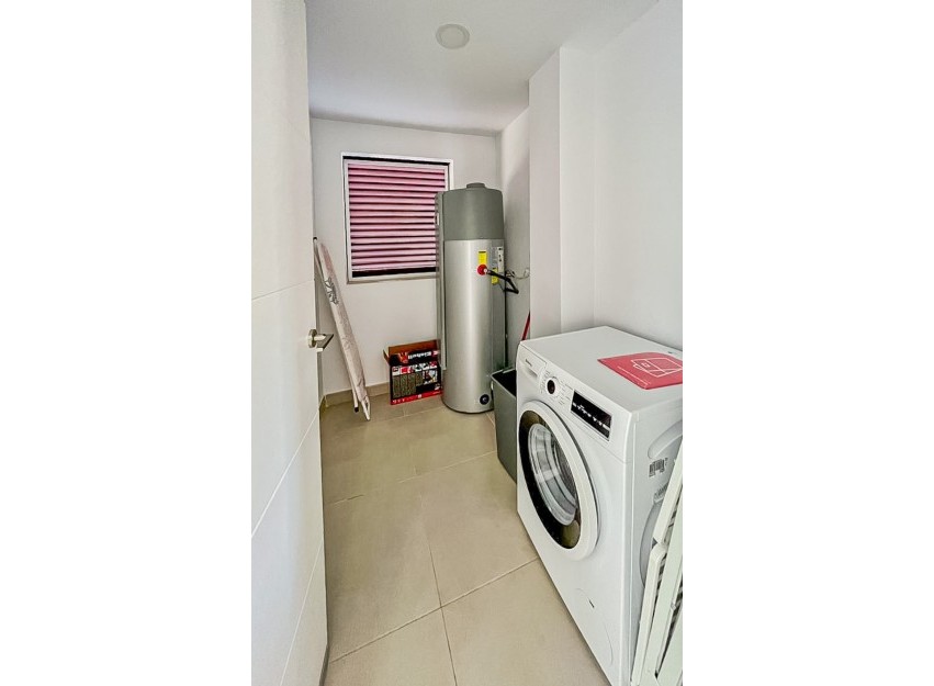 Resale - Villa - La Nucía - Monte Bello