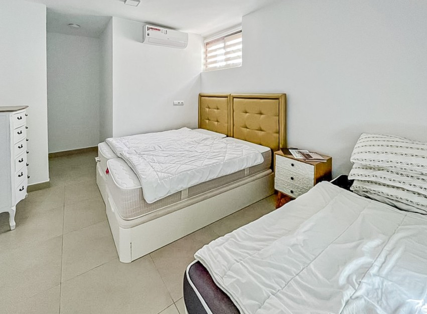 Resale - Villa - La Nucía - Monte Bello