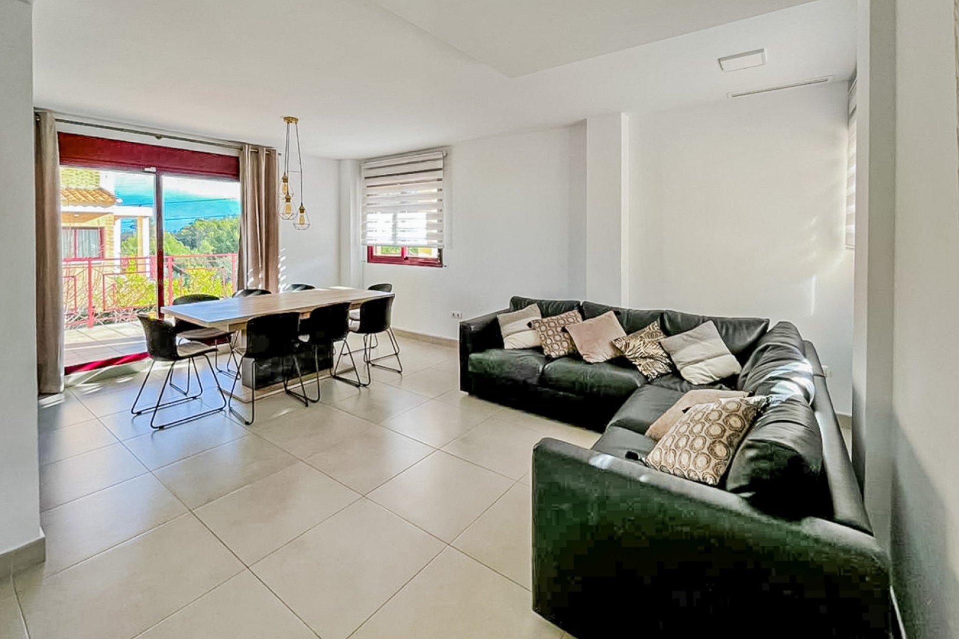 Resale - Villa - La Nucía - Montebello