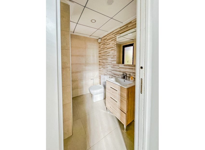 Resale - Villa - La Nucía - Montebello