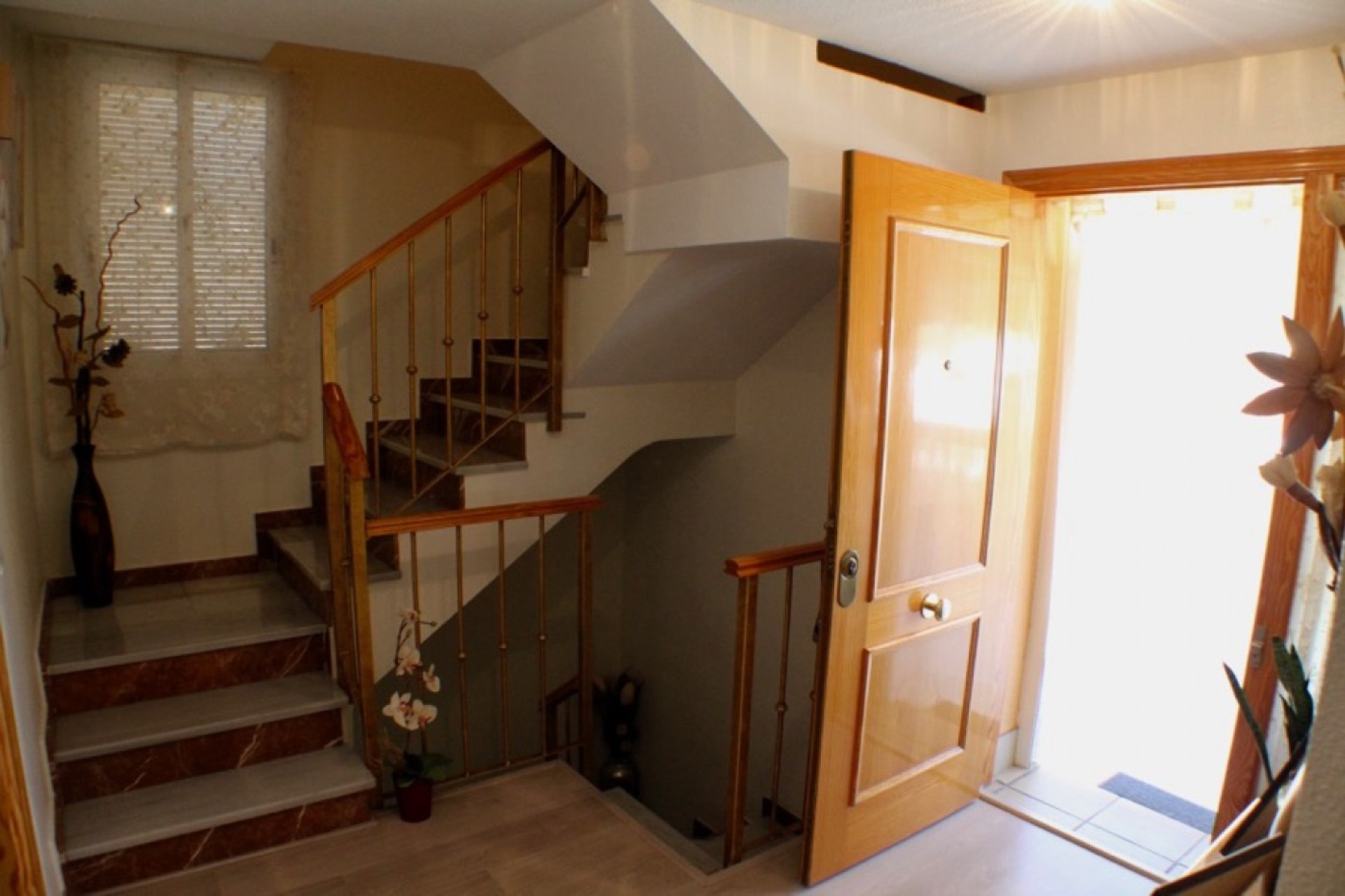 Resale - Villa - La Nucía - Urbanisations