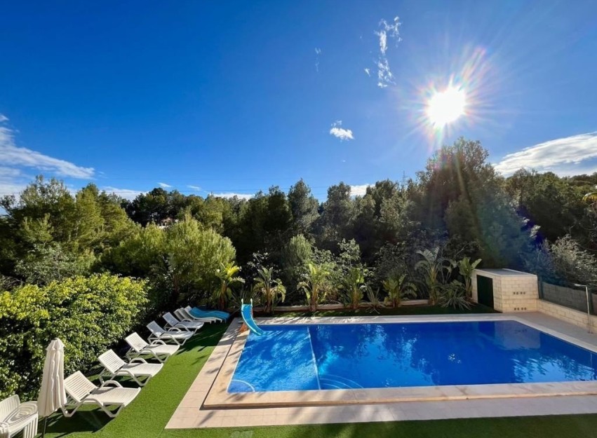Resale - Villa - La Nucía