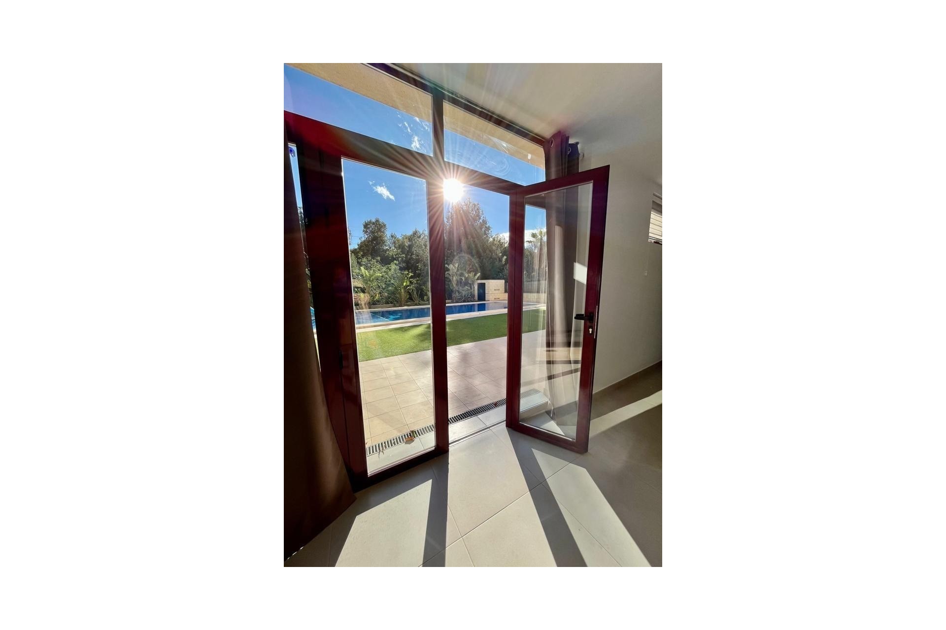 Resale - Villa - La Nucía
