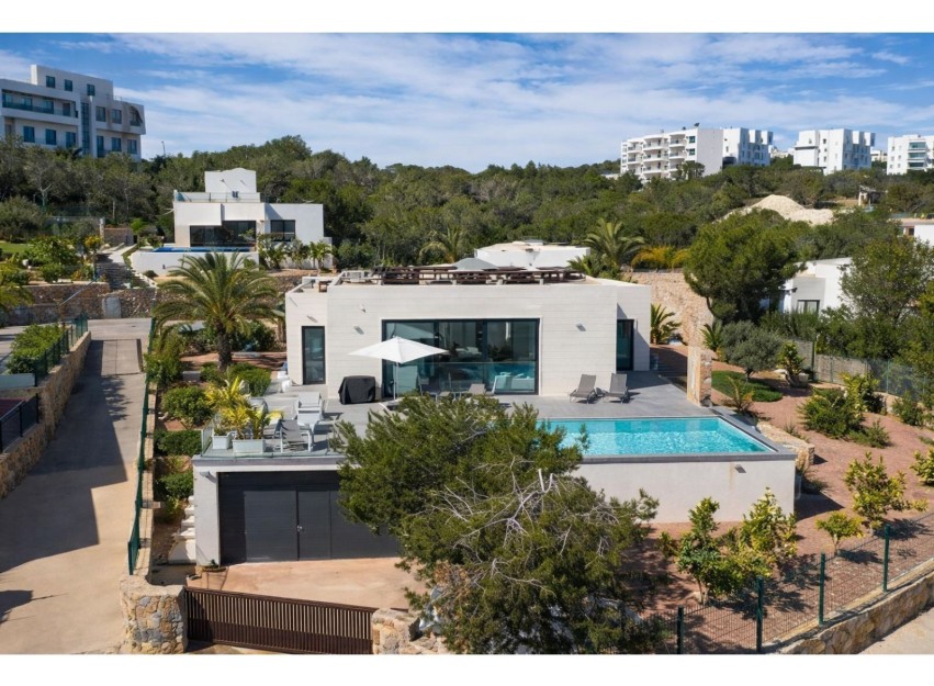 Resale - Villa - Las Colinas Golf Resort - Las Colinas golf