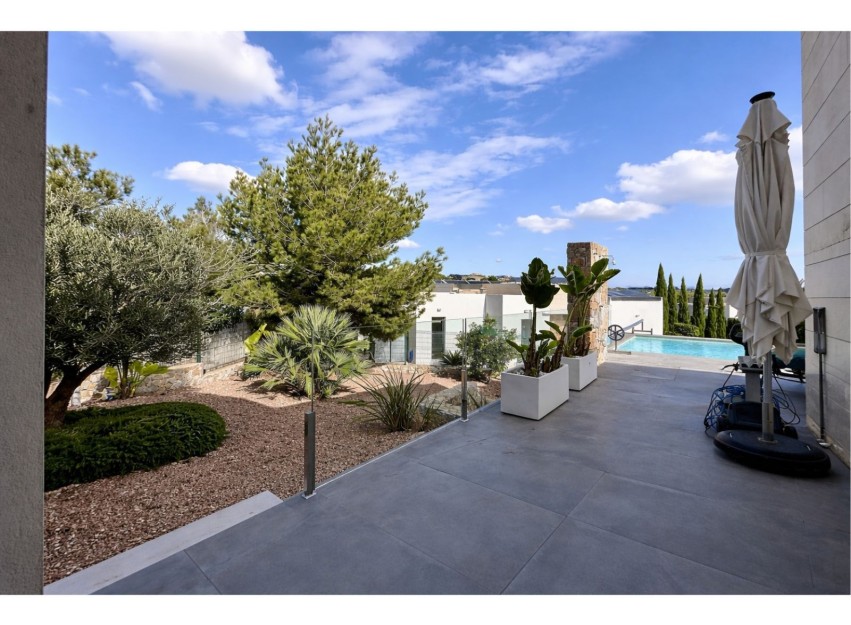 Resale - Villa - Las Colinas Golf Resort - Las Colinas golf