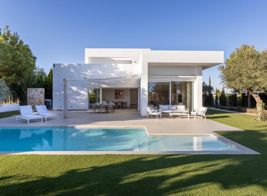 Resale - Villa - Las Colinas Golf Resort - Las Colinas golf