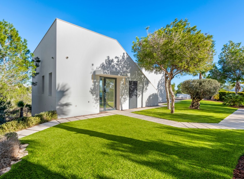 Resale - Villa - Las Colinas Golf Resort - Las Colinas golf