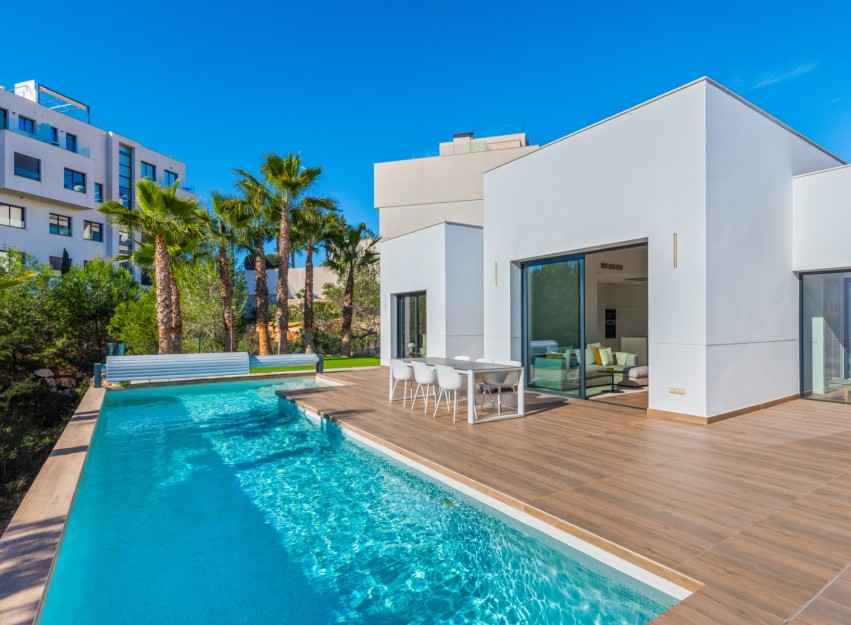 Resale - Villa - Las Colinas Golf Resort - Las Colinas golf