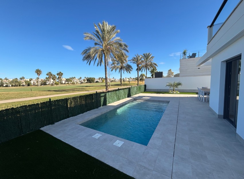 Resale - Villa - Los Alcazares - Roda Golf Resort