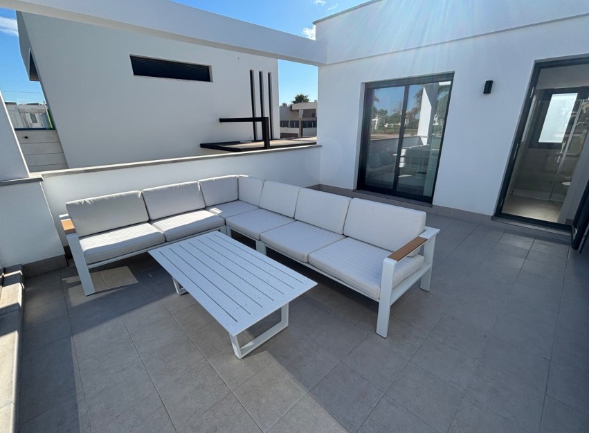 Resale - Villa - Los Alcazares - Roda Golf Resort