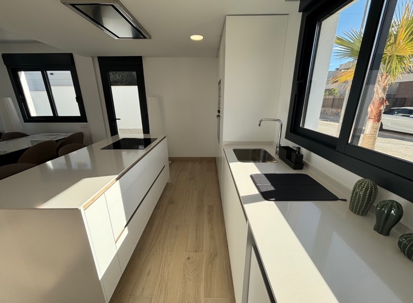 Resale - Villa - Los Alcazares - Roda