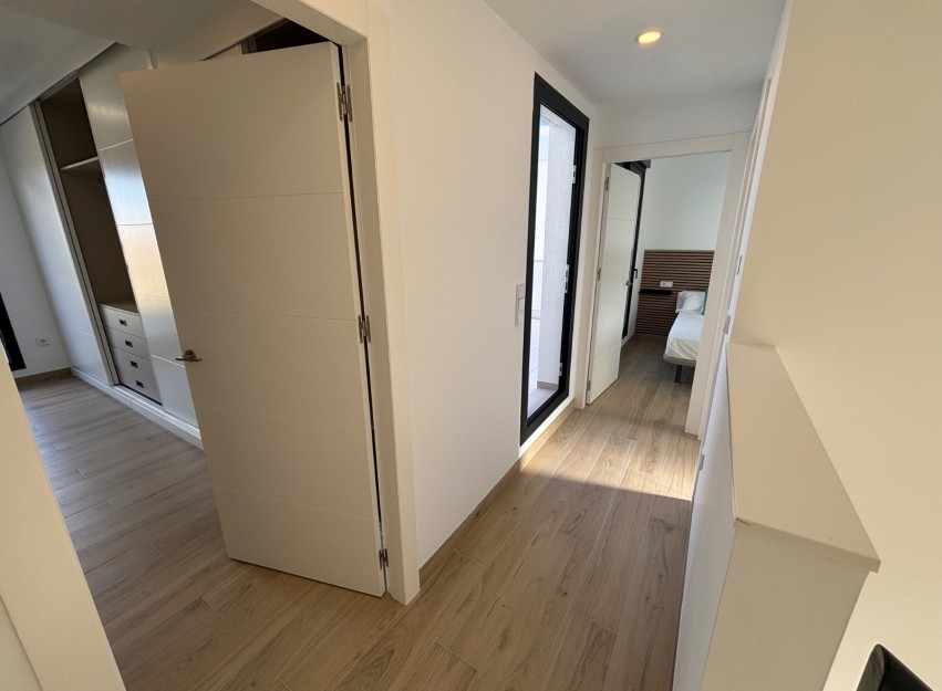 Resale - Villa - Los Alcazares - Roda