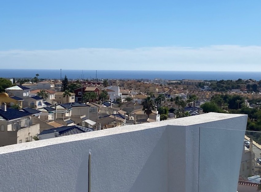 Resale - Villa - Los Balcones - Los Altos del Edén - Los Altos