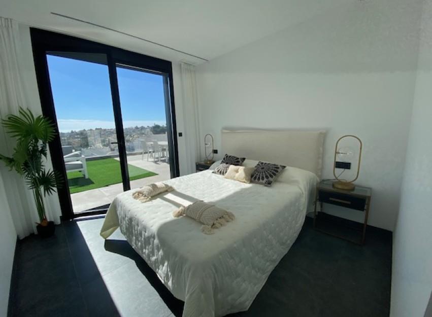 Resale - Villa - Los Balcones - Los Altos del Edén - Los Altos