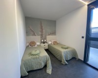 Resale - Villa - Los Balcones - Los Altos del Edén - Los Altos