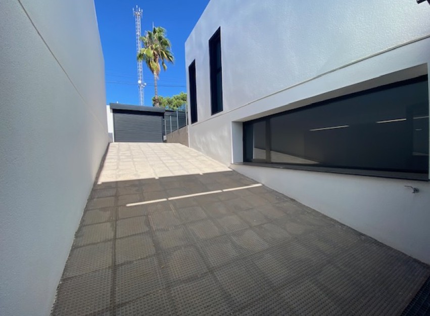 Resale - Villa - Los Balcones - Los Altos del Edén - Los Altos