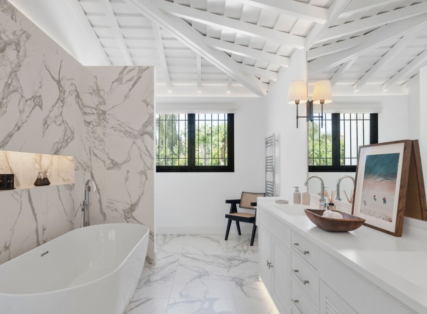 Resale - Villa - Marbella - Los Naranjos de Marbella