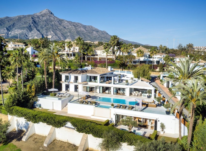 Resale - Villa - Marbella - Los Naranjos de Marbella