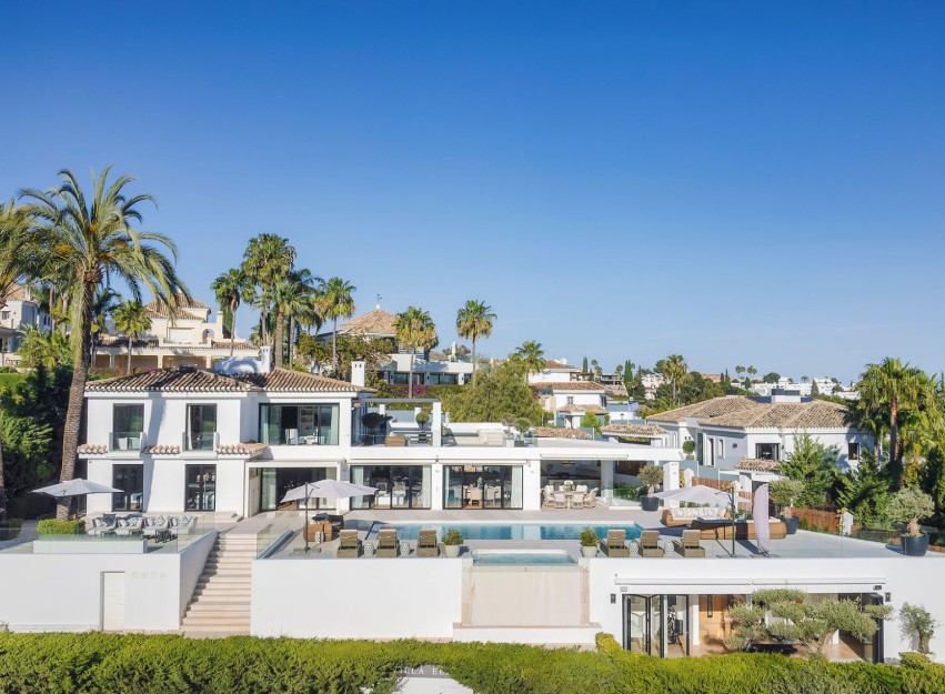 Resale - Villa - Marbella - Los Naranjos de Marbella