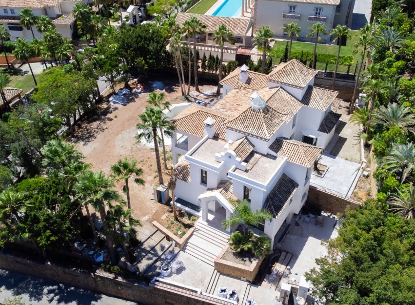 Resale - Villa - Marbella - Sierra Blanca