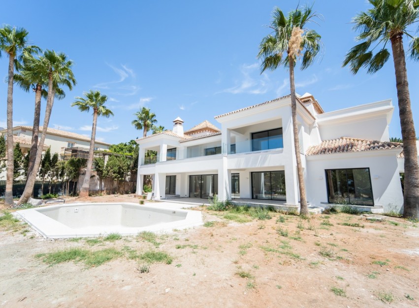 Resale - Villa - Marbella - Sierra Blanca