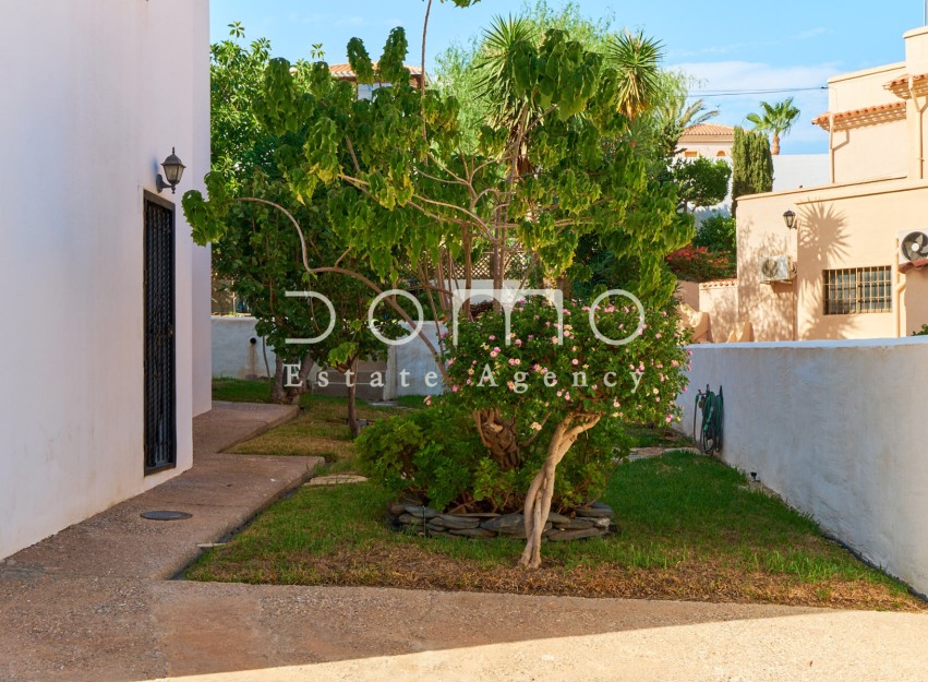 Resale - Villa - Mojácar