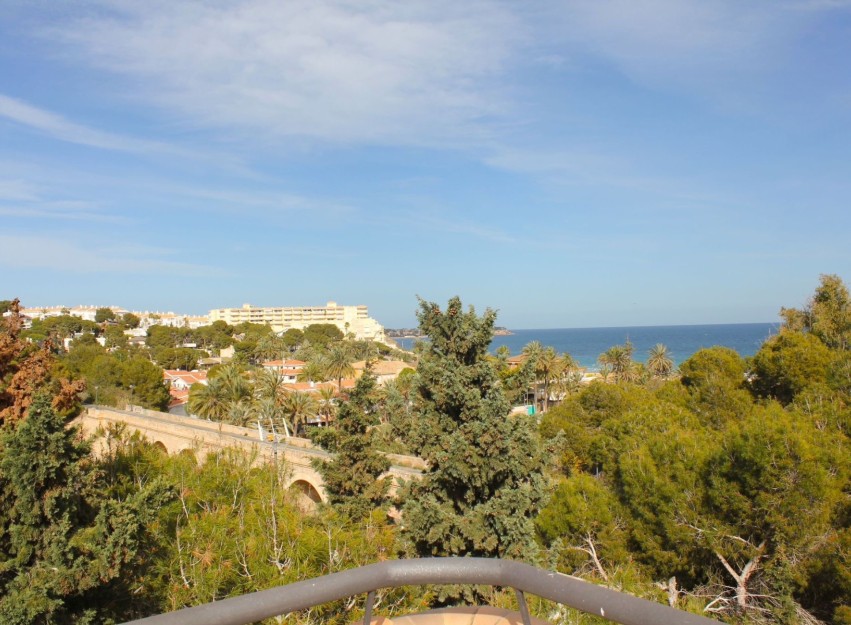 Resale - Villa - Orihuela Costa - Dehesa de campoamor