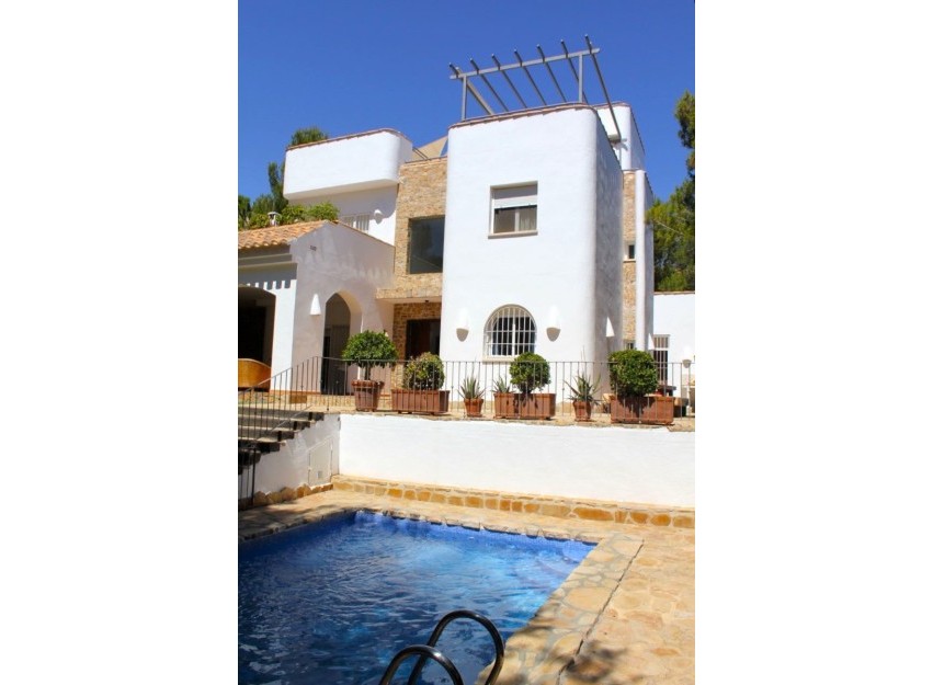 Resale - Villa - Orihuela Costa - Dehesa de campoamor