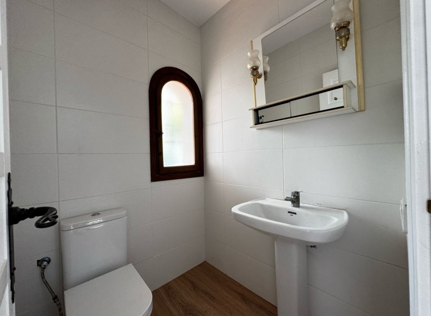 Resale - Villa - Orihuela Costa - Los Dolses