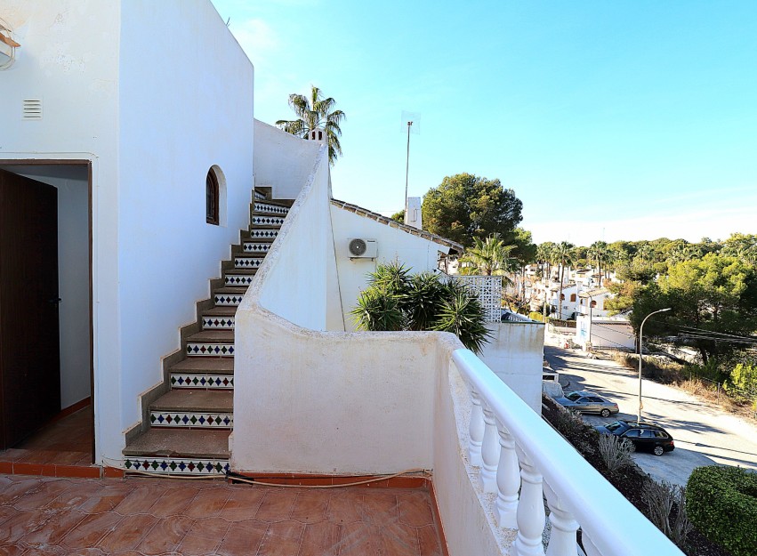 Resale - Villa - Orihuela Costa - Los Dolses