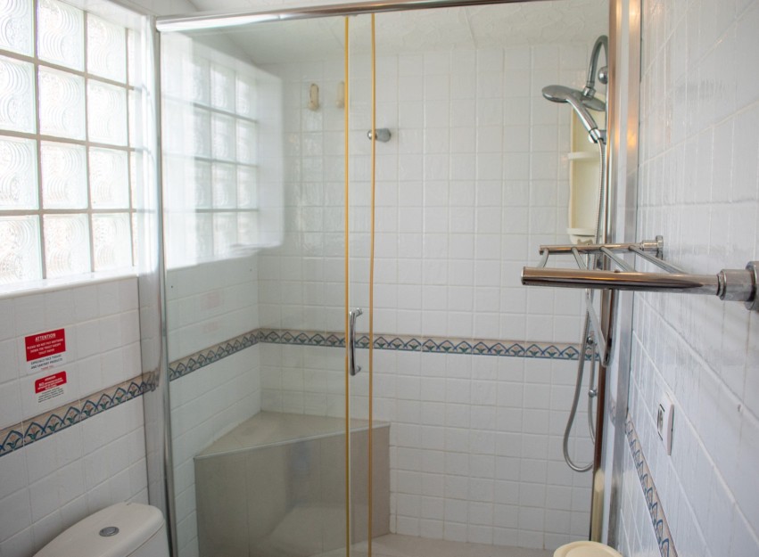 Resale - Villa - Orihuela Costa - MUY CERCA DE LA PLAYA