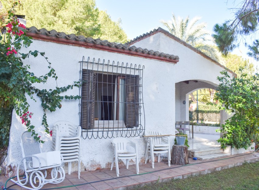 Resale - Villa - Orihuela Costa - Punta Prima
