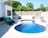 Resale - Villa - Orihuela Costa - Punta Prima