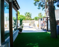 Resale - Villa - Orihuela Costa - Punta Prima