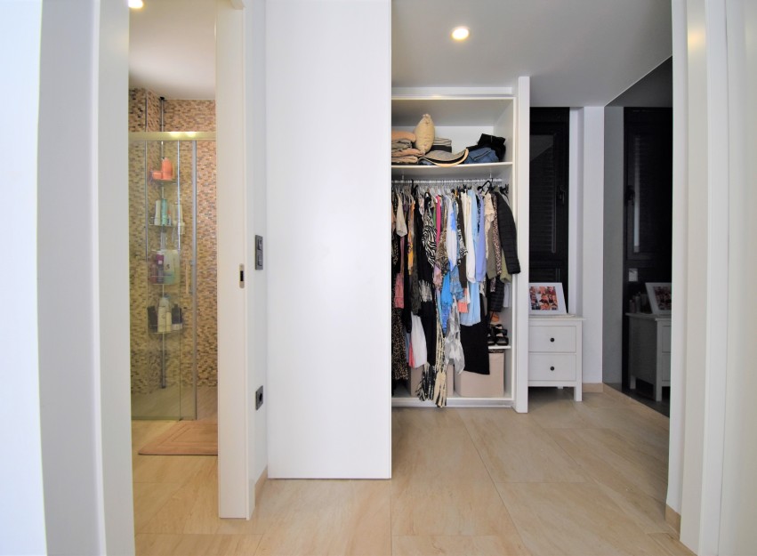 Resale - Villa - Orihuela Costa - Villamartín