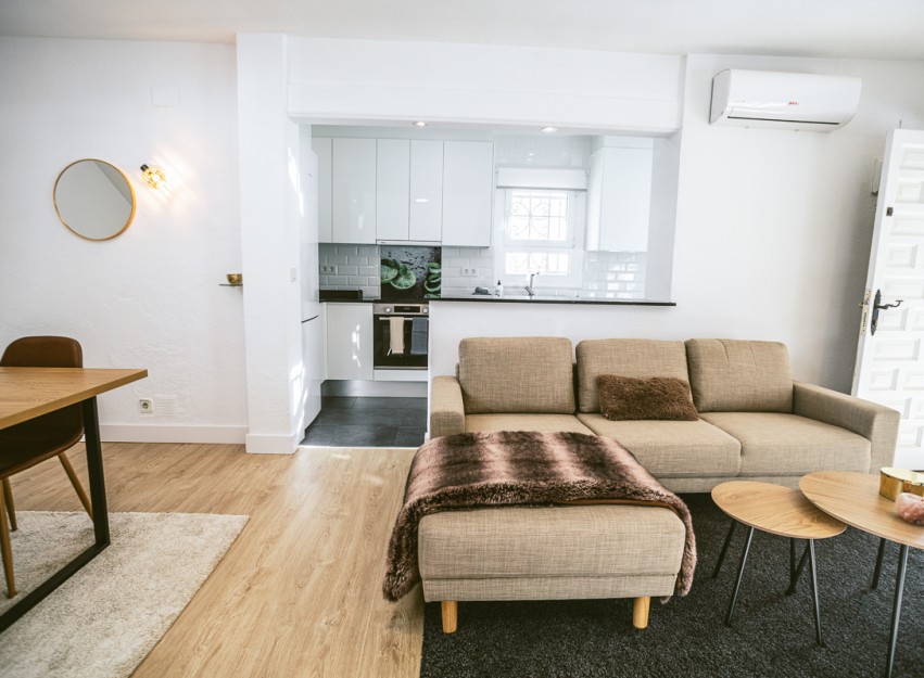 Resale - Villa - Orihuela Costa - Villamartín