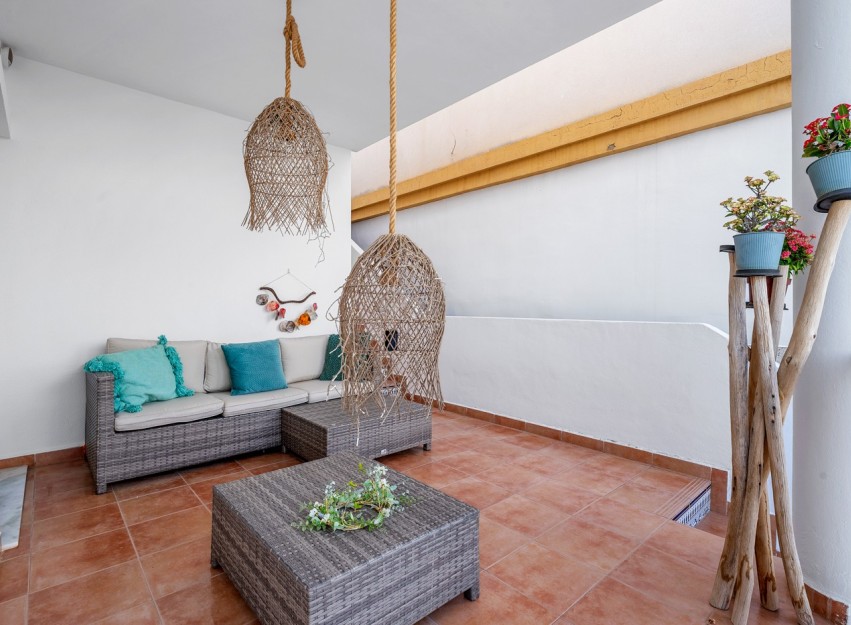 Resale - Villa - Orihuela Costa - Villamartín