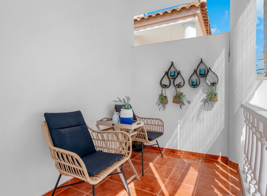 Resale - Villa - Orihuela Costa - Villamartín