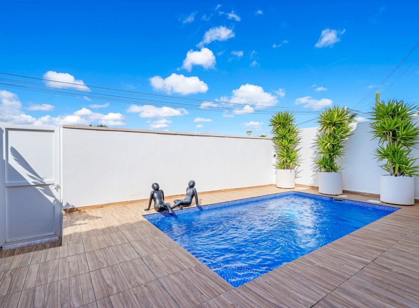 Resale - Villa - Orihuela Costa - Villamartín