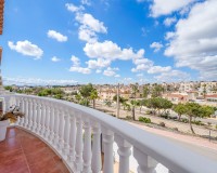 Resale - Villa - Orihuela Costa - Villamartín