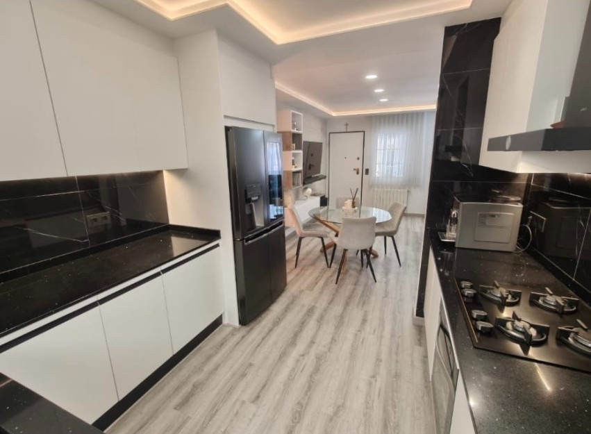 Resale - Villa - Orihuela Costa - Villamartín