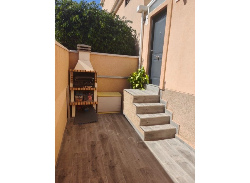 Resale - Villa - Orihuela Costa - Villamartín