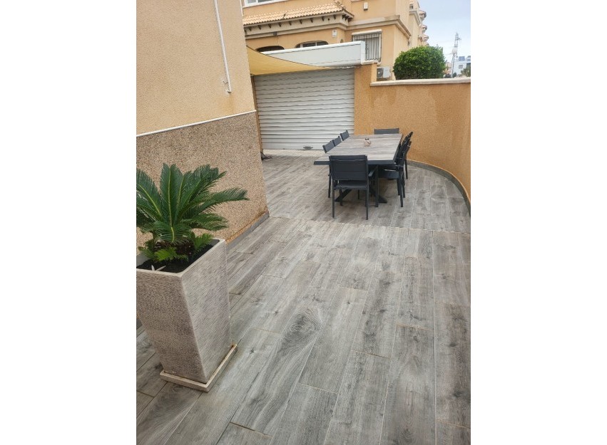 Resale - Villa - Orihuela Costa - Villamartín