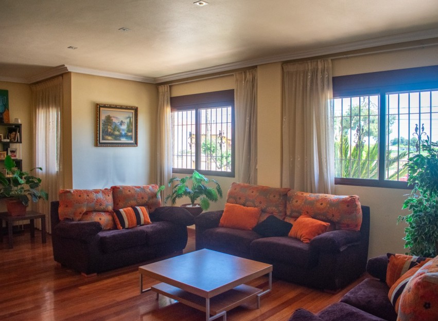 Resale - Villa - Orihuela - El raal