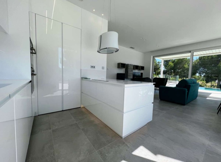 Resale - Villa - Orihuela - Las Colinas golf