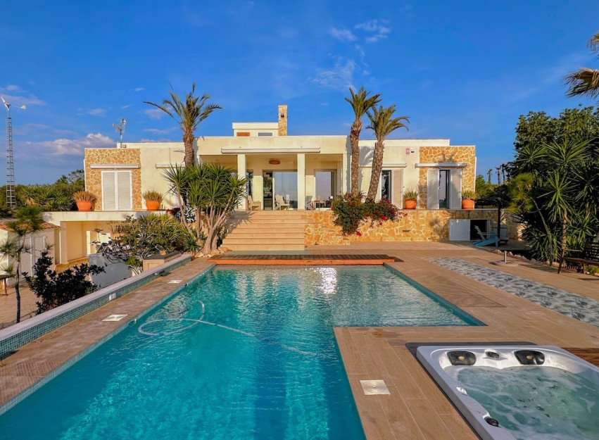 Resale - Villa - Orihuela - Torremendo