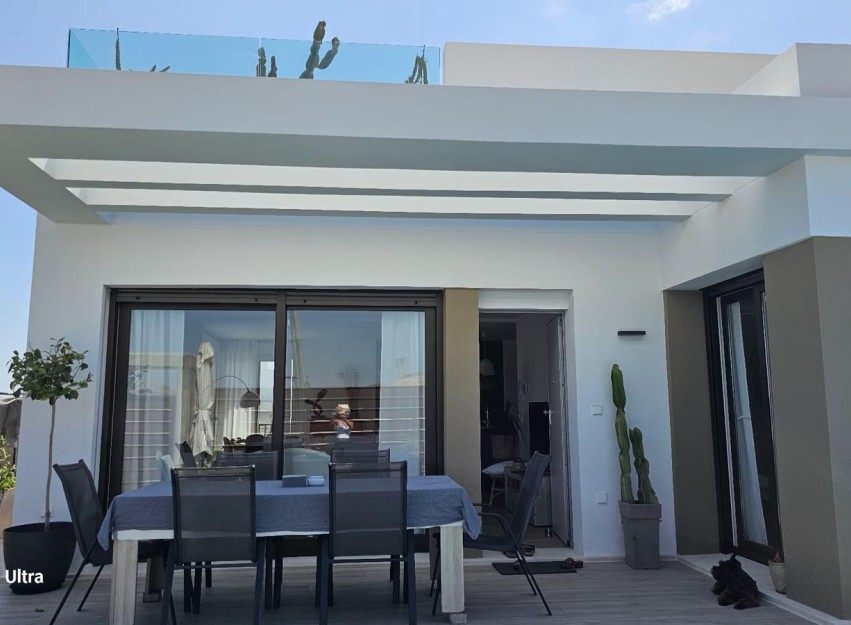 Resale - Villa - Orihuela - Vistabella