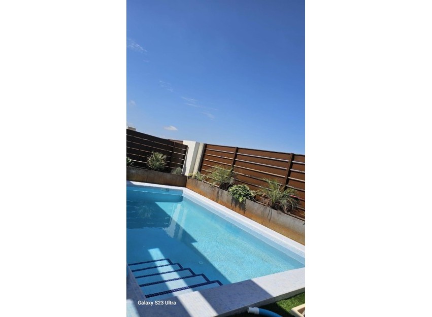 Resale - Villa - Orihuela - Vistabella