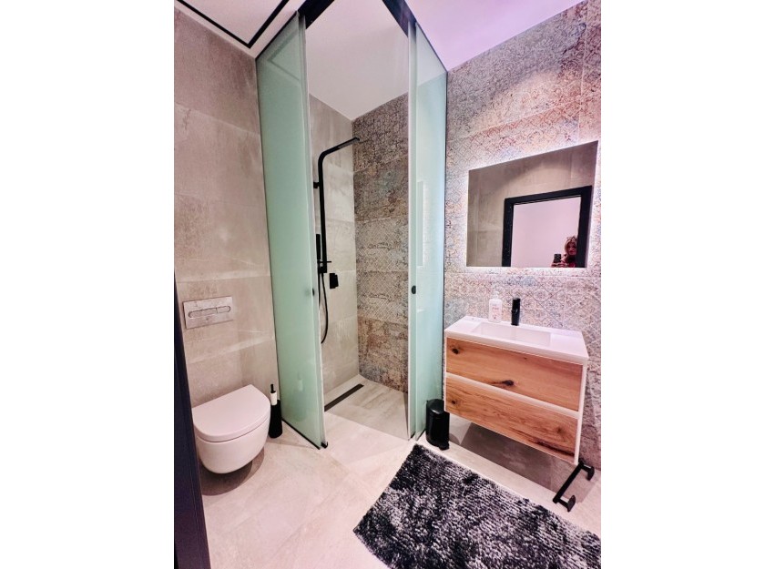 Resale - Villa - Rojales