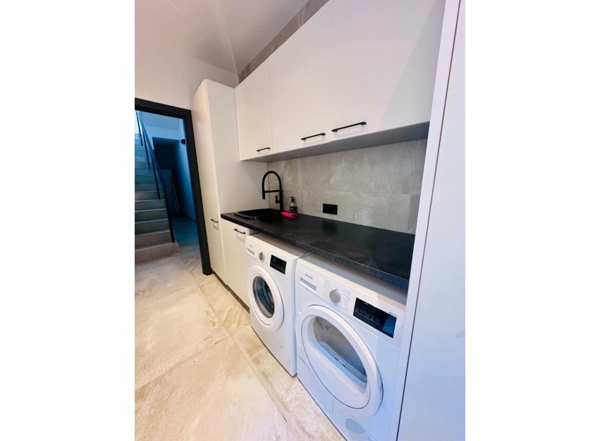 Resale - Villa - Rojales